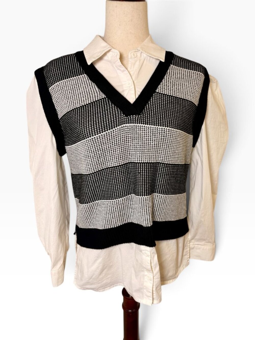 Adrianna Papell Black White 2-in-1 Sweater Vest Button Down Shirt Size Small